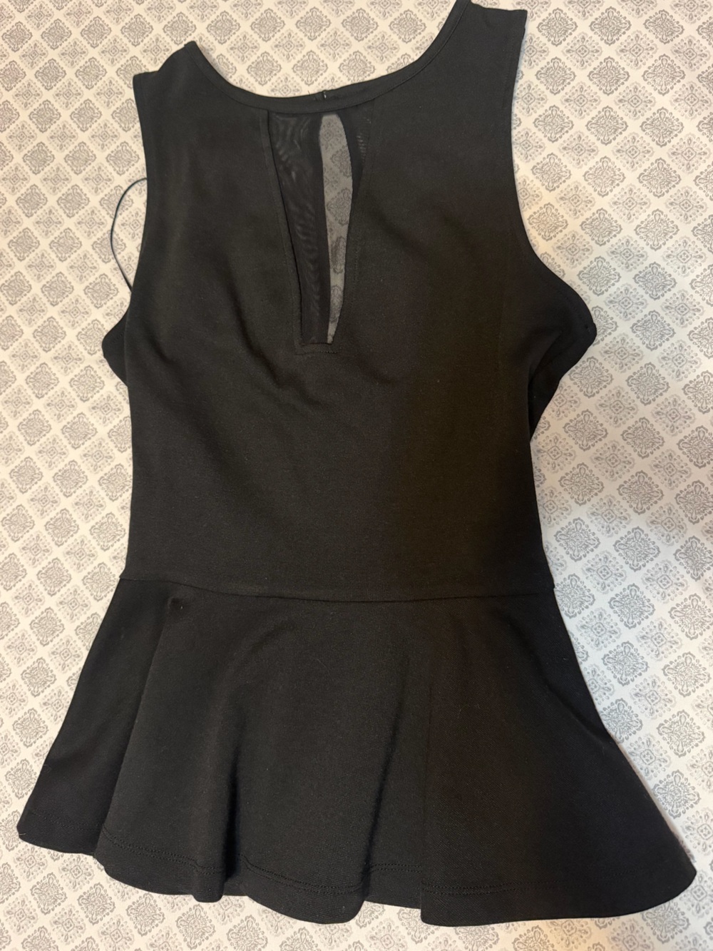 Guess go out Black top vintage